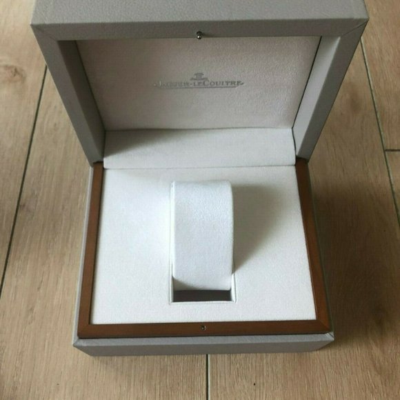 SOLD!BRAND new unused Jaeger-LeCoultre ORIGINAL BOX TO WATCH REVERSO - Picture 2 of 4